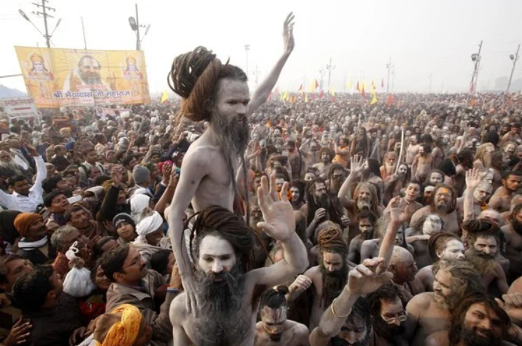 Sadhus and Akharas