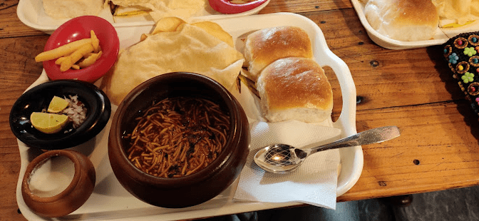 Nikhara Misal